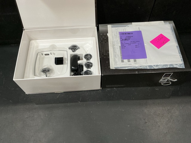 (2) GE Vingmed Ultrasound GM000310 Portable Vscan Systems