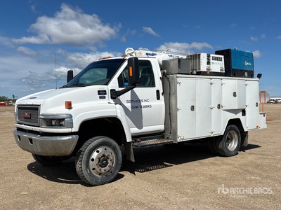 2006 GMC C5500 4x4 Service Truck