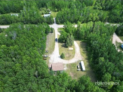 Calling Lake, AB 2730 Two Mile Crescent 1.91 +/- Acres on Title Residential Acreage