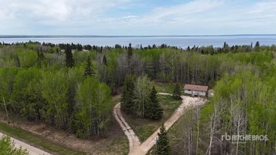 Calling Lake, AB 2730 Two Mile Crescent 1.91 +/- Acres on Title Residential Acreage