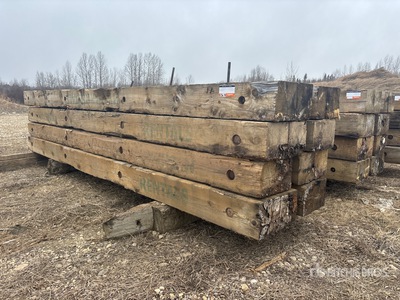 Quantity of (4) 4 ft x 20 ft クレーンマット