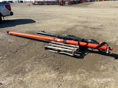 Farm King Hydraulic 4.5 in x 14 ft Drill Fill Grain Auger