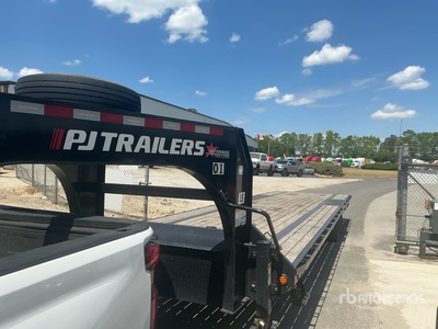 PJ Trailers Equipment Trailer