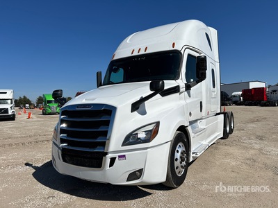 2021 Freightliner Cascadia 126 6x4 T/A Sleeper Truck Tractor