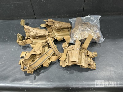 (40) Pistol Holsters