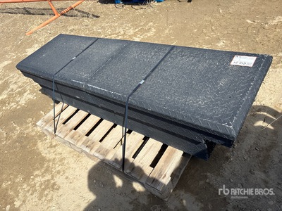 Bi-Fold Aluminum Pickup Tool Box