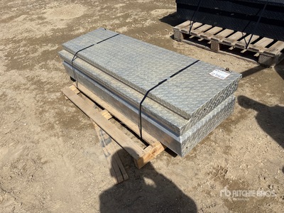 5 Ft x 20 In x 11.5 In Aluminum Tool Box
