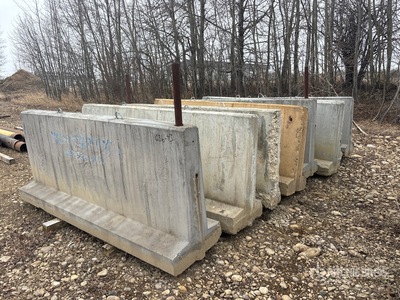 Quantity of (8) Jersey Barriers