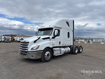 2022 Freightliner Cascadia 126 6x4 T/A Sleeper Truck Tractor