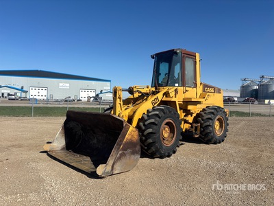 1991 Case 621ZF Pala gommata