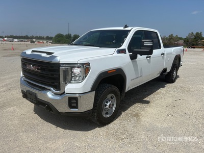 2023 GMC 2500 4x4 Crew Cab Pickup