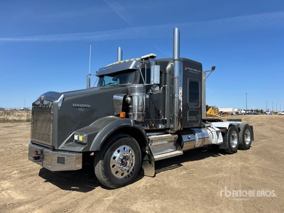 2016 Kenworth T800 6x4 T/A Sleeper Truck Tractor
