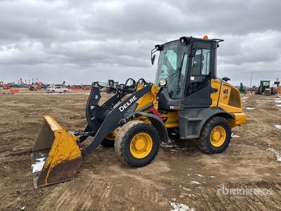 2020 John Deere 244L Pala Cargadora