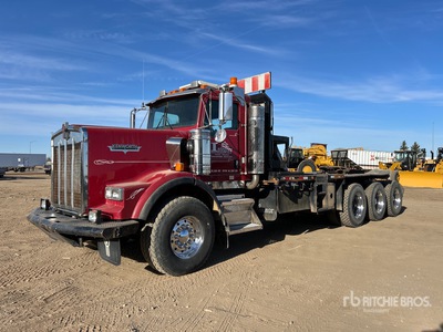 2006 Kenworth T800B 8x6 Winch Truck