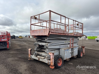 Skyjack SJ9250 4x4 Dual Fuel Ascenseur à ciseaux