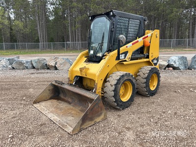 2009 Cat 236B2 Schranklader