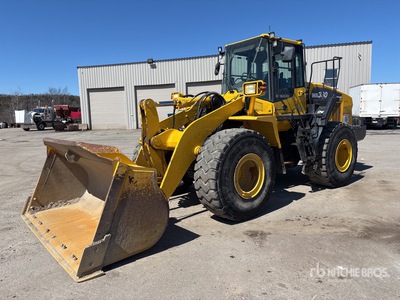 2015 Komatsu WA380-7 Wheel Loader