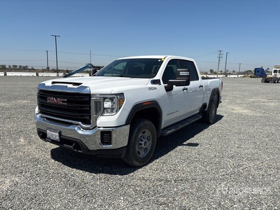 2021 GMC Sierra 2500 4x4 Crew Cab Pickup