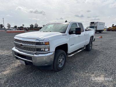 2019 Chevrolet Silverado 2500HD 4x4 Crew Cab Pickup