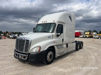 2018 Freightliner Cascadia 125 6x4 T/A Sleeper Truck Tractor