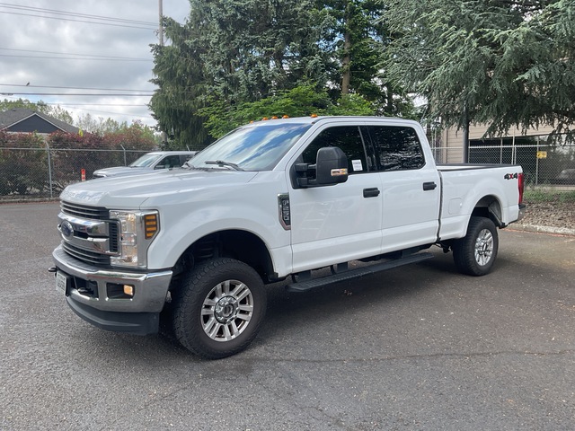 2019 Ford F-250 XLT 4x4 Crew Cab Pickup
