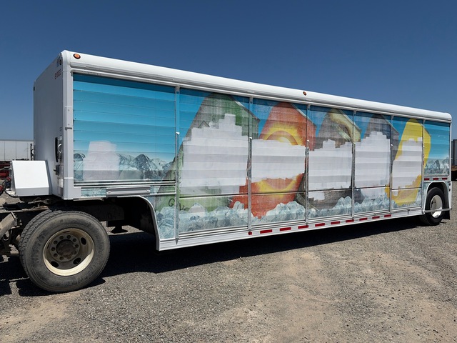 2010 Mickey 14AT 14 Bay S/A Beverage Trailer