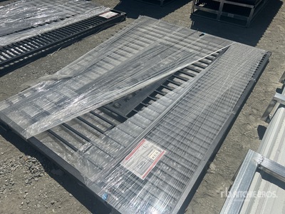 2026 SUNTOP S0720-1 20 ft Wrought Iron Bi-Parting Driveway Gate (Unused)