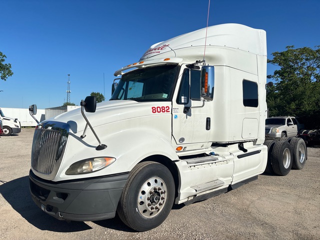 2016 International Prostar+ 122 6x4 T/A Sleeper Truck Tractor 2016 International Prostar+ 122 6x4 T/A Sleeper Truck Tractor