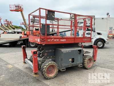 2016 Skyjack SJ6832 RT 4x4 Dual Fuel Elevador de tijera