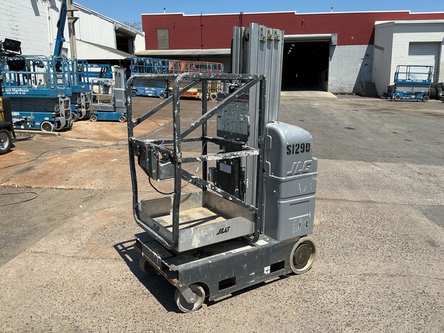 2015 JLG 20MVL Vertical Mast Lift