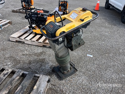 2016 Wacker Neuson BS60-4s Pisón