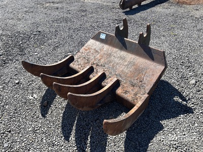 52 in Rake Attachment