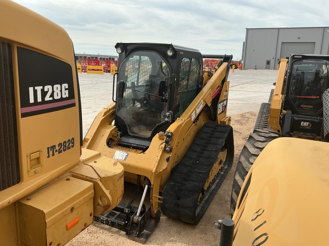 2018 Cat 299D2 XHP Two-Speed Compact Track Loader 2018 Cat 299D2 XHP Two-Speed Compact Track Loader