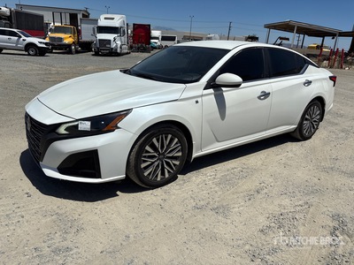 2023 Nissan Altima SV Automovil