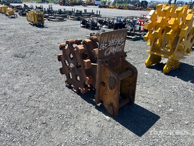 22 in Excavator Compaction Wheel - Fits John Deere 245