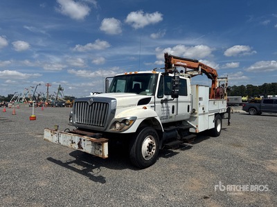 2007 Palfinger PK10000 Knuckle Boom on 2008 International 7300 4x2 Crew Cab Crane Truck