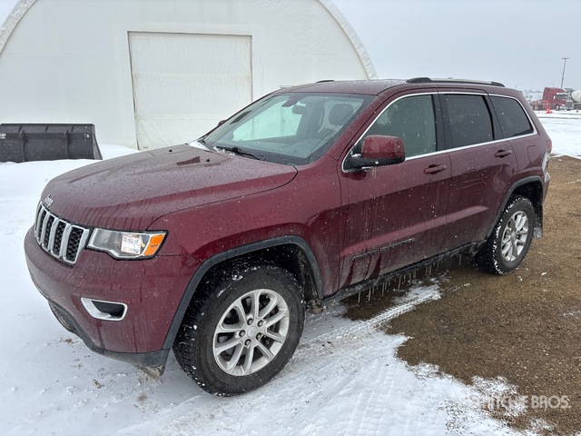 2021 Jeep Grand Cherokee Laredo 2021 Jeep Grand Cherokee Laredo 4X4 Suv