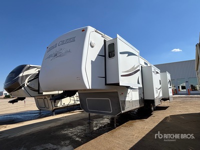 2006 Forest River 37 ft T/A عربة سفر