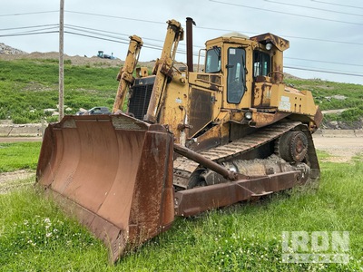 Cat D8L Bouteur sur chenilles