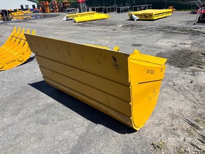 2026 HW BKT32070TILT 70 in Hydraulic Tilting Baggerlöffel (Unused)