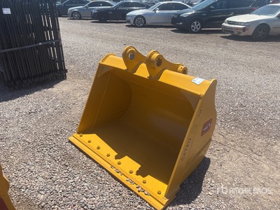 2026 HW BKT31248MUD 48 in Cleanup Godet de pelleteuse (Unused)