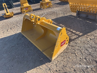 2026 HW BKT31268CLN 68 in Excavator Bucket (Unused)