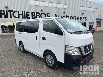 2017 年 Nissan Caravan Passenger Van