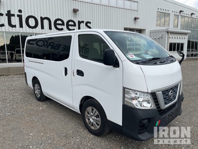 2017 年 Nissan Caravan Passenger Van