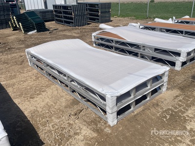 Quantity of (2) 2026 BYT BDF410 4 ft x 10 ft Aluminum Boat Dock Section Kit Attrezzatura varia marina (Unused)