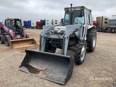 White 2-62 4WD Tractor