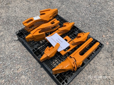 Quantity of (6) 2026 Lote de Puntas para Cucharon (Sin Usar) / Bucket Teeth Accessoire divers pour excavatrice