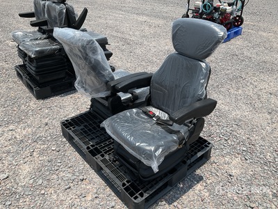 Quantity of (2) 2026 OS 880 Lote de Asientos para Operador (Sin Usar) / Operator Seats Accessoire divers pour excavatrice (Unused)