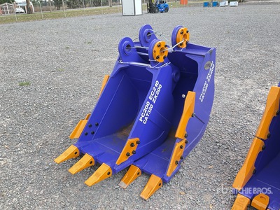 Quantity of (2) 2026 Paw EB200 Digging Lote de Cucharones (Sin Usar) / دلو حفارة - Fits Cat 320