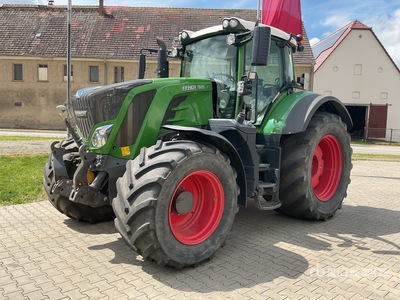 2017 Fendt 826 Vario Profi Plus 4WD Tractor